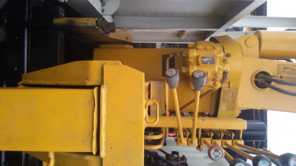 ขายถูกๆๆ เครนทาดาโน่3ตัน3ปลอก2ชัก  พร้อมใช้งาน