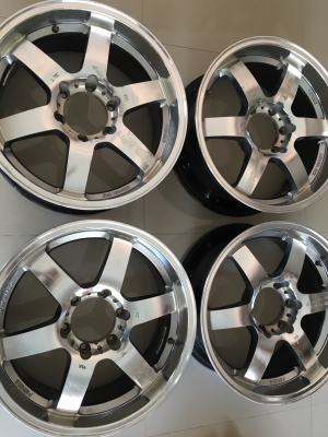 ขายล้อแม็ก 18 ใส่กะบะ 6 รู สภาพเดิมๆ