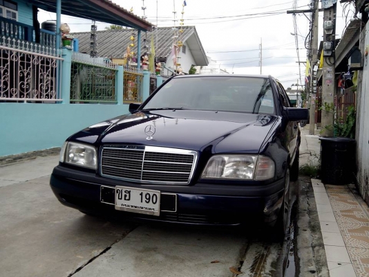 BENZ C180 สภาพสวย..ขอแลกรถกระบะครับส่งรูปมาดุเลยครับส่วนต่างคุยกันครับ