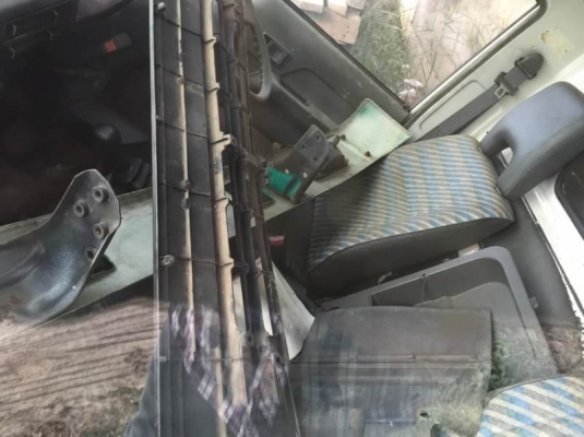 ซาก6ล้อพรัอมเล่มทะเบียน..มิตซูฯCANTER มีหัวเก๋งให้ครบชุด สวย ไม่ผุ