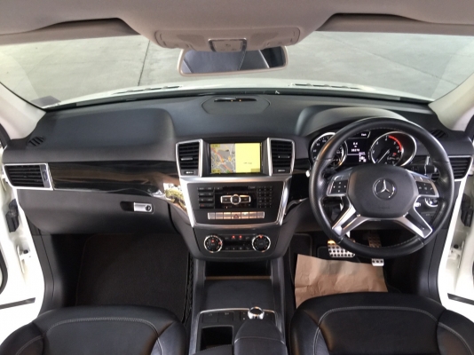 BENZ ML 250 CDI ปี 2012 รถมือเดียวป้ายแดง สภาพใหม่มาก อุปกรณ์ครบ พร้อมโอน BENZ ML 250 CDI ปี 2012 รถมือเดียวป้ายแดง สภาพใหม่มาก อุปกรณ์ครบ พร้อมโอน