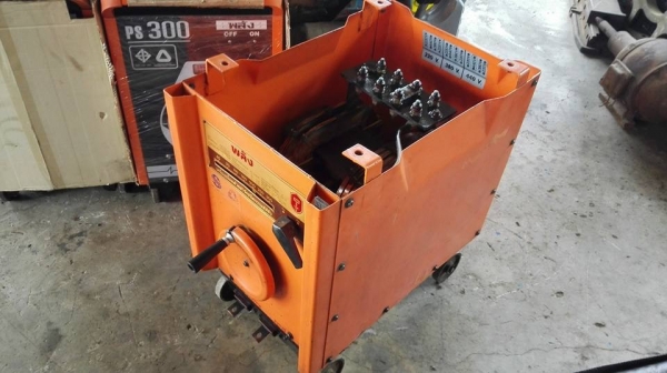 *** ขอบคุณผู้ซื้อ&amp;พี่เสือครับ!! *** พลังหน้าทอง MOD 300 ใช้ไฟ 3 ระบบ. 220/380/440V. เจ้าของเดิมดูแลดีสภาพเทพคัดมาด้วยใจ!!