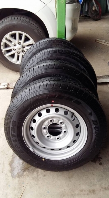 ขายล้อเหล็กป้ายแดง dmax 15"  ยางปี16 สนใจติดต่อ ตาเล็ก ล้อและยางครับ 081-3747940