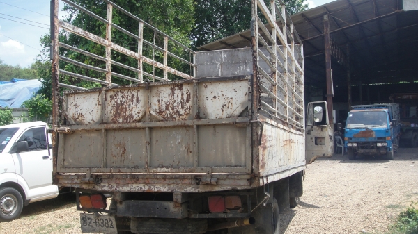 HINO KM350 เครื่อง110แรง รถใช้งานได้ปกติ ไว้ใช้ในไร่ในสวน ราคาถูกกว่าอีแต๋น