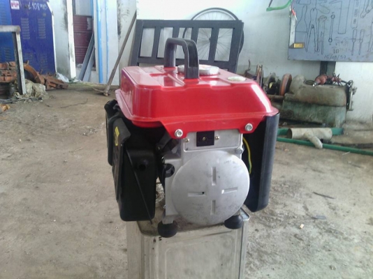 เครื่องปั่นไฟ zushita 2.5 แรง 220v. เครื่องปั่นไฟ zushita 2.5 แรง 220v.