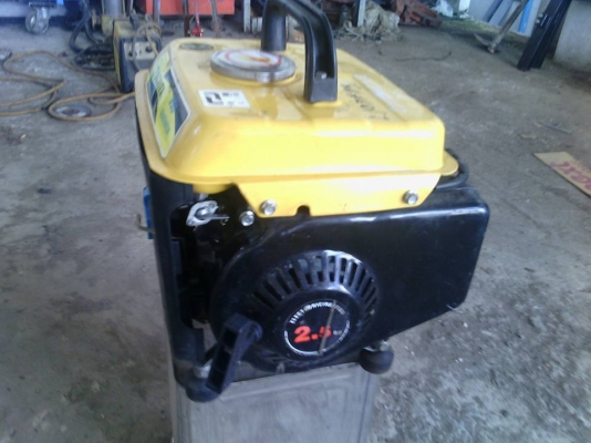 เครื่องปั่นไฟ zushita 2.5 แรง 220v. เครื่องปั่นไฟ zushita 2.5 แรง 220v.