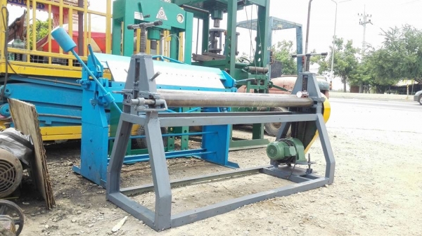 *** ขอบคุณผู้ซื้อ&amp;พี่เสือครับ!! *** แท่นม้วนไฟฟ้า 5 ฟุต.150 cm. เพลาตัน ไฟ 380V. ม้วนหนา 3 mm. เครื่องประกอบใหม่ 100\% มาดูมาเทสก่อนได้ครับ!!