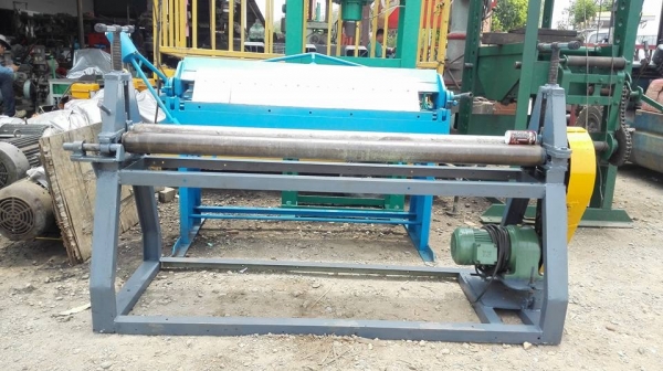 *** ขอบคุณผู้ซื้อ&amp;พี่เสือครับ!! *** แท่นม้วนไฟฟ้า 5 ฟุต.150 cm. เพลาตัน ไฟ 380V. ม้วนหนา 3 mm. เครื่องประกอบใหม่ 100\% มาดูมาเทสก่อนได้ครับ!!