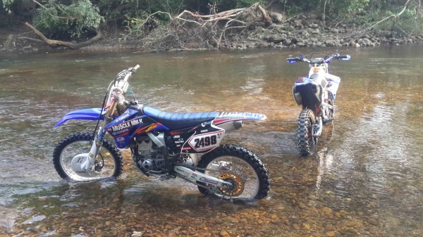 ลดราคา Yamaha YZF 250 ปี 07 พร้อมของแต่ง หลายรายการ  สภาพงามๆ เครื่องดีมากครับ