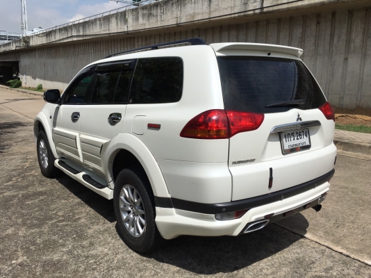 ท็อปสุดของรุ่น Mitsubishi Pajero 2.5GT NAVI 4WD ปี 2013 รถมือเดียวป้ายแดง ไมล์แท้ 56.xxx km ไม่เคยชนไม่เคยเครม อุปกรณ์ครบ พร้อมโอน