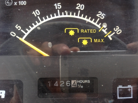 ขาย ยันม่า 453T 4WD อุปกร3ชิ้น รถไม่เคยลงนา สวยๆเดิมๆ