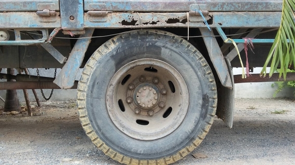 ขายรถหกล้อISUZU ติดเครนTADANO ชุปเปอร์Z 3 ตัน 3 ปอก 2 ชัก