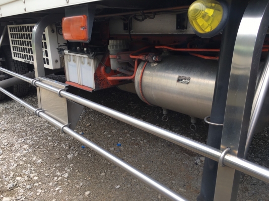 รถหกล้อหัวแชทซี มิตซูบิชิ FUSO   FK61HH  เครื่อง6M61  210แรงม้า เครื่องธรรมดา