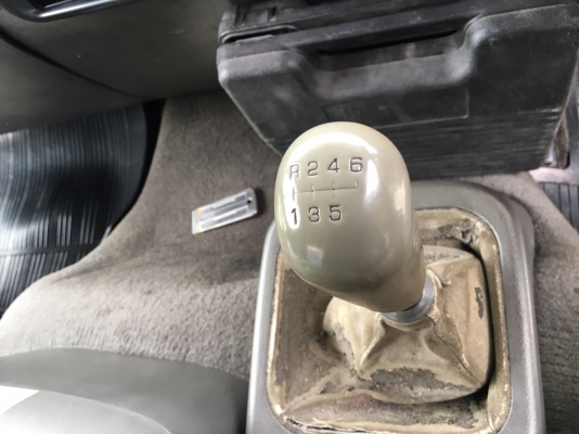 รถหกล้อหัวแชทซี มิตซูบิชิ FUSO   FK61HH  เครื่อง6M61  210แรงม้า เครื่องธรรมดา