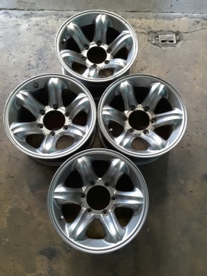 Max เล็บเหยี่ยว 6/139 ขอบ 15*7.5 ET-3 สภาพสวยๆ 1ชุด Max เล็บเหยี่ยว 6/139 ขอบ 15*7.5 ET-3 สภาพสวยๆ 1ชุด