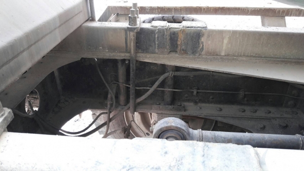 รถสภาพสวยๆ 10 ล้อ โม่ปูน