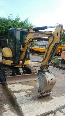 ขายรถขุด CATERPILLAR รุ่น 303CR ชั่วโมงทำงานน้อย ขายรถขุด CATERPILLAR รุ่น 303CR ชั่วโมงทำงานน้อย