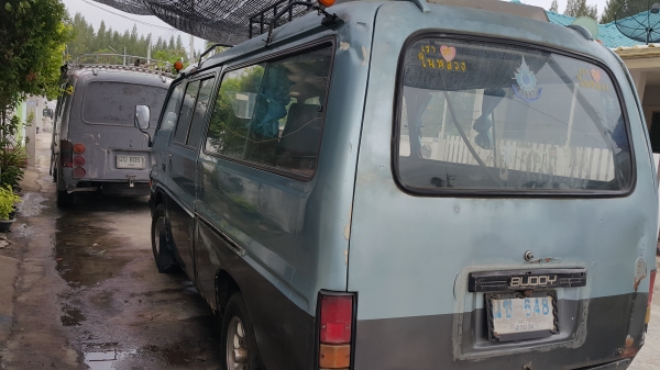 ขายรถตู้อีซูซุบัดดี้ ขายรถตู้อีซูซุบัดดี้