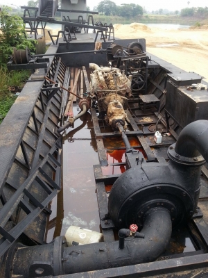 เรือดูดทรายท้องแบน 18 เมตร