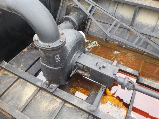 เรือดูดทรายท้องแบน 18 เมตร