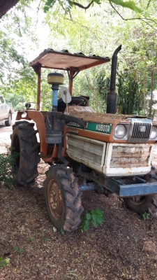 รถไถคูบูต้าl2002สองเพลาใช้งานได้ทุกระบบ