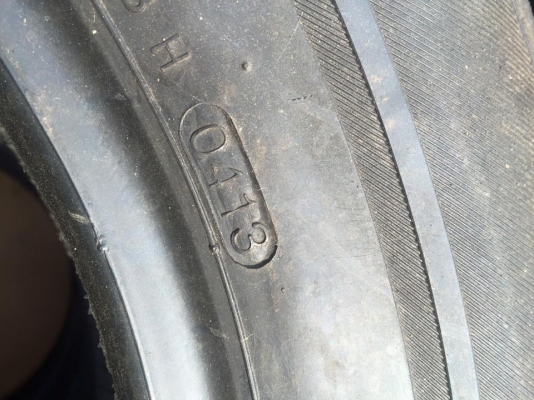 ขายยาง HANKOOK RA08 215-70-16 ปี13 ดอกหนา เอาไปใช้งานยาวๆ ชุดละ 2,800 บาท