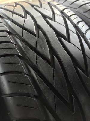 ขายยาง TOYO PROXES4 205-45-17 ปี14 ดอกเต็ม ไม่มีปะ ไม่มีตำหนิ ชุดละ 4,500 บาท