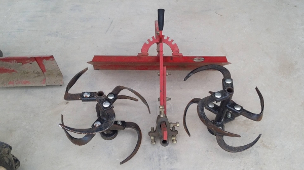 รถไถเดินตาม SHIBAURA รุ่น KB240   ขนาด 2.4 แรง เก่าญี่ปุ่น  มีที่เกลี่ยดิน