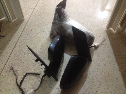 กระจกมองข้างพับไฟฟ้า TOYOTA WISH เก่าญี่ปุ่นสภาพสวยคู่ละ กระจกมองข้างพับไฟฟ้า TOYOTA WISH เก่าญี่ปุ่นสภาพสวยคู่ละ