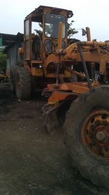 ต้องขายรถเกรดเดอร์ Komatsu  GD37 รถสภาพใช้งานได้
