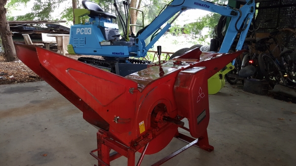 เครื่องย่อยกิ่งไม้ mitsu