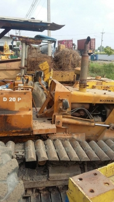 ขายแทรกเตอร์ Komatsu D20 P รุ่น5   2 คัน furukawa cd5b  1 คัน