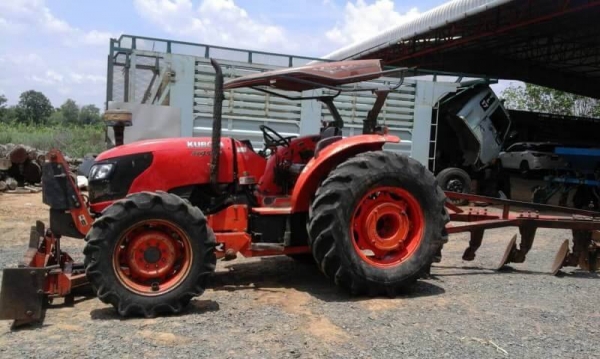 ขายรถไถ KUBOTA M9540 ปี53 รถสวยสภาพดี อุปกรณ์ ดันหน้า ผานหลัง เอกสารพร้อมโอน ราคา480,000 สนใจโทร 090-8588220คุณนะ 093-3258446คุณบิว หรือเข้าดูสินค้าอื่นๆได้ที่ www.narong2truck.com หรือ www.truck.in.th/498 หรือเพจFacebook ณรงค์ ซื้อขายรถมือสอง (เว็บไซต์ส่