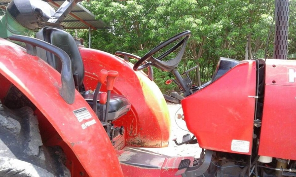 ขายรถไถ KUBOTA M9540 ปี53 รถสวยสภาพดี อุปกรณ์ ดันหน้า ผานหลัง เอกสารพร้อมโอน ราคา480,000 สนใจโทร 090-8588220คุณนะ 093-3258446คุณบิว หรือเข้าดูสินค้าอื่นๆได้ที่ www.narong2truck.com หรือ www.truck.in.th/498 หรือเพจFacebook ณรงค์ ซื้อขายรถมือสอง (เว็บไซต์ส่