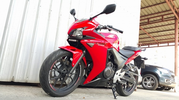 CB500r วิ่งน้อย สายจอด ปี2013 จอดในร่ม ไม่ล้มชนแปะ ไม่แพงต่อรองได้ครับa