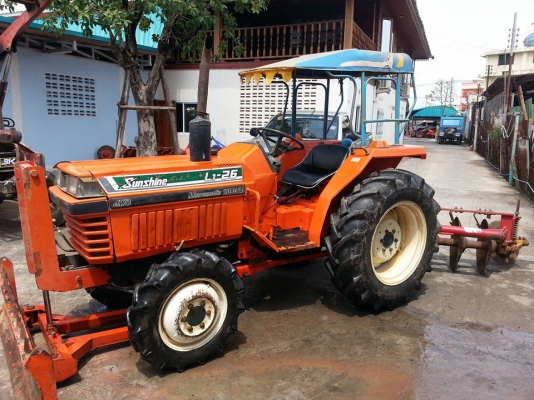 คูโบต้า L1-26 4 WD ใบมีด  ผาน 5  พวงมาลัยเพาเวอร์