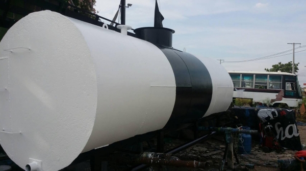 ถัง 8,000 ลิตร เหล็กหนา 7 มิล. สภาพสวยพร้อมใช้งาน (ร้านวินิตรครับ)