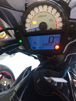 ขายER6n รถสวยิว่งน้อย year2013(ABS) 187,000 ขายER6n รถสวยิว่งน้อย year2013(ABS) 187,000