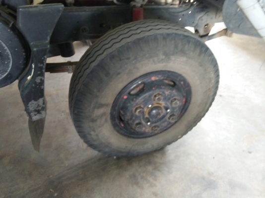 HINO FD3H 6 ล้อ ดั้มพ์ เครื่อง HO7D 195 แรง 6 สูบ สภาพสวยๆ