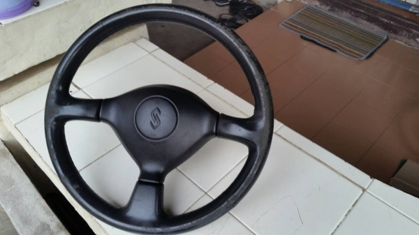 พวงมาลัย Toyota Nissan เก่าญี่ปุ่น ใส่ได้ทั้งรถมี Airbag และไม่มี Airbag พวงมาลัย Toyota Nissan เก่าญี่ปุ่น ใส่ได้ทั้งรถมี Airbag และไม่มี Airbag