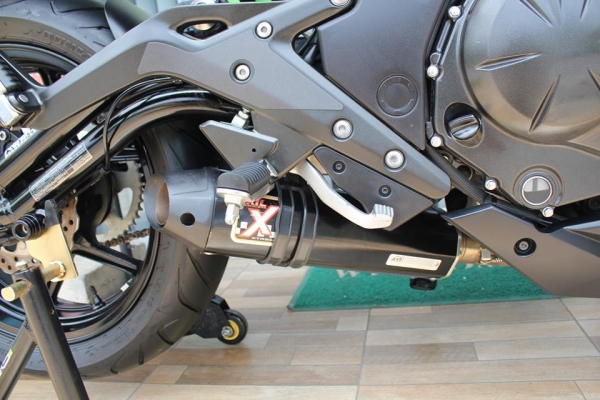 KAWASAKI ER6n ปี2014(ABS) 2,xxx KMเหมือนใหม่ป้ายแดง 199,000 KAWASAKI ER6n ปี2014(ABS) 2,xxx KMเหมือนใหม่ป้ายแดง 199,000