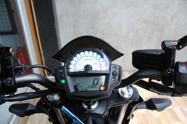 KAWASAKI ER6n ปี2014(ABS) 2,xxx KMเหมือนใหม่ป้ายแดง 199,000 KAWASAKI ER6n ปี2014(ABS) 2,xxx KMเหมือนใหม่ป้ายแดง 199,000