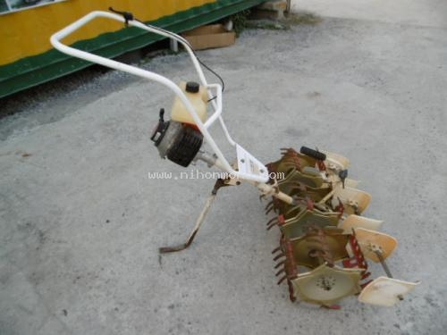 เครื่องกำจัดวัชพืชในร่องข้าว   MARUYAMA  MKC-304 รหัสสินค้า : 80803337  www.nihonmono.com