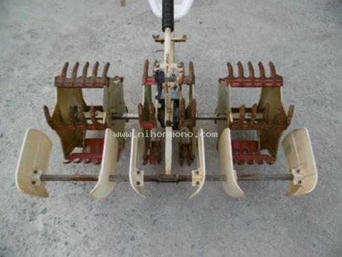 เครื่องกำจัดวัชพืชในร่องข้าว   MARUYAMA  MKC-304 รหัสสินค้า : 80803337  www.nihonmono.com