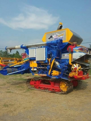 ขายรถเกี่ยวข้าว ไทยเส็งยนต์ อุ้ม2.5ตัน ปี56 เครื่องJO8C 235แรง ตัวเดิน12 ปั้มไดกิ้น23 สภาพพร้อมใช้งาน สนใจโทร 090-8588220คุณนะ 093-3258446คุณบิว หรือเข้าดูสินค้าอื่นๆได้ที่ www.narong2truck.com หรือ www.truck.in.th/498 หรือเพจFacebook ณรงค์ ซื้อขายรถมือสอ