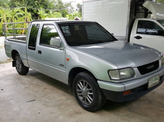 รถมือเดียว เกียรออโต้ เครื่องเดิม2800  สีเดิมทั้งคันไม่เคยทำสี