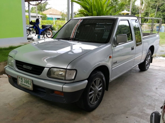 รถมือเดียว เกียรออโต้ เครื่องเดิม2800  สีเดิมทั้งคันไม่เคยทำสี