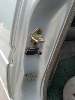 รถมือเดียว เกียรออโต้ เครื่องเดิม2800  สีเดิมทั้งคันไม่เคยทำสี