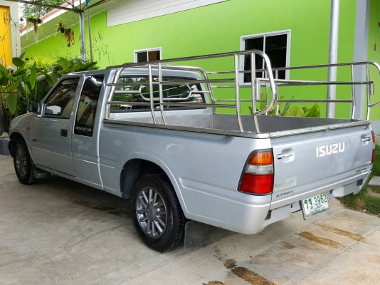 รถมือเดียว เกียรออโต้ เครื่องเดิม2800 สีเดิมทั้งคันไม่เคยทำสี รถมือเดียว เกียรออโต้ เครื่องเดิม2800 สีเดิมทั้งคันไม่เคยทำสี