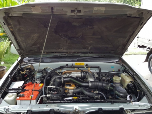 รถมือเดียว เกียรออโต้ เครื่องเดิม2800 สีเดิมทั้งคันไม่เคยทำสี รถมือเดียว เกียรออโต้ เครื่องเดิม2800 สีเดิมทั้งคันไม่เคยทำสี